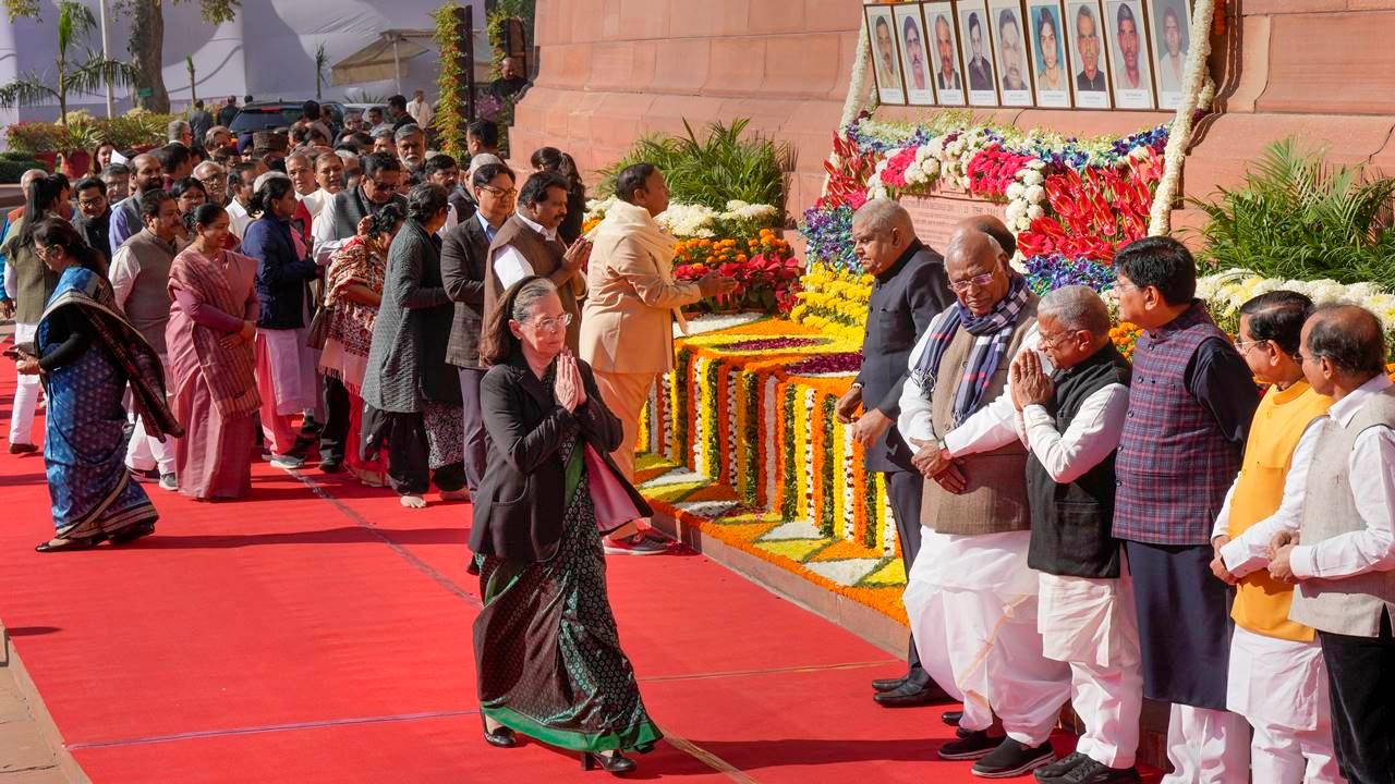 Congress MP Sonia Gandhi greets Deputy Chairman of Rajya Sabha Harivansh Narayan Singh after paying homage to the martyrs. Pic/PTI